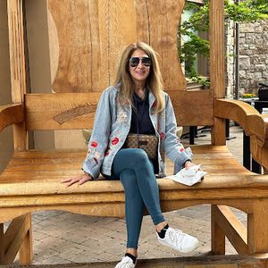 Meet your Posher, Linda